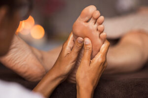 Anwendung: Padabhyanga- Fußmassage